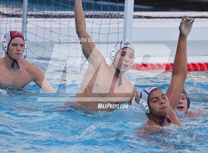 Thumbnail 2 in Bishop's vs. Santana (CIF SoCal Regional Division 2 Final) photogallery.