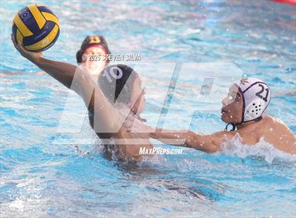 Thumbnail 2 in Bishop's vs. Santana (CIF SoCal Regional Division 2 Final) photogallery.