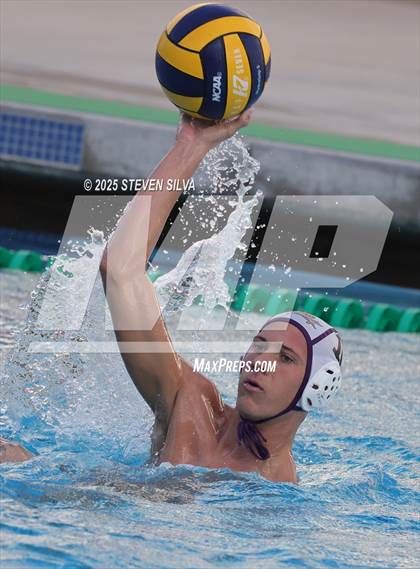 Thumbnail 2 in Bishop's vs. Santana (CIF SoCal Regional Division 2 Final) photogallery.