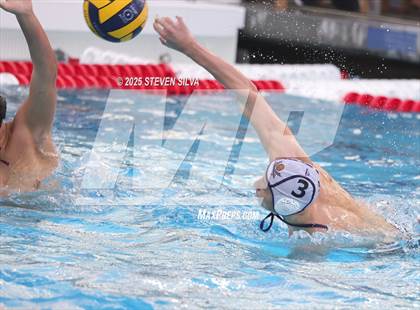 Thumbnail 2 in Bishop's vs. Santana (CIF SoCal Regional Division 2 Final) photogallery.