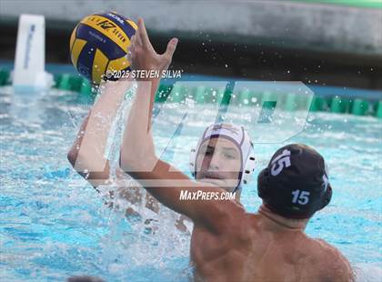 Thumbnail 2 in Bishop's vs. Santana (CIF SoCal Regional Division 2 Final) photogallery.