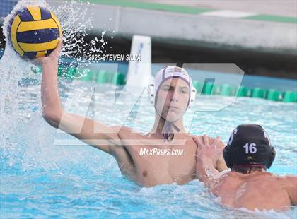 Thumbnail 3 in Bishop's vs. Santana (CIF SoCal Regional Division 2 Final) photogallery.