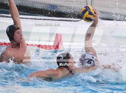 Thumbnail 2 in Bishop's vs. Santana (CIF SoCal Regional Division 2 Final) photogallery.