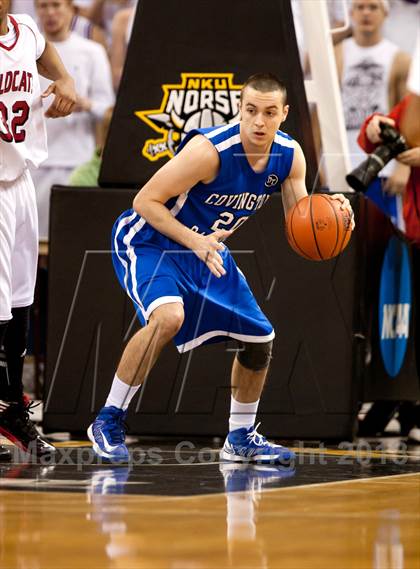 Thumbnail 2 in Covington Catholic vs Newport (KHSAA Ninth Region) photogallery.
