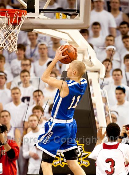 Thumbnail 2 in Covington Catholic vs Newport (KHSAA Ninth Region) photogallery.