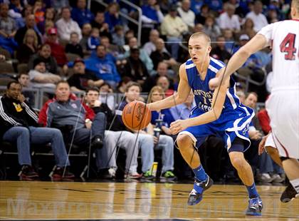 Thumbnail 3 in Covington Catholic vs Newport (KHSAA Ninth Region) photogallery.