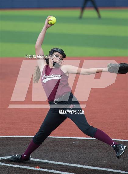 Thumbnail 1 in Johnsonburg vs Cranberry Area (PIAA D9 AA Final) photogallery.