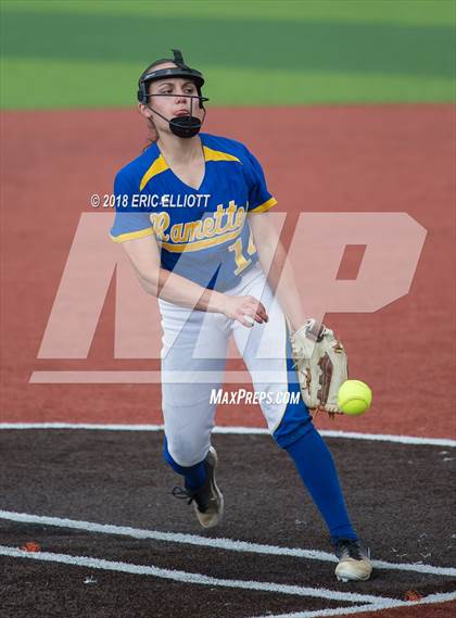 Thumbnail 2 in Johnsonburg vs Cranberry Area (PIAA D9 AA Final) photogallery.