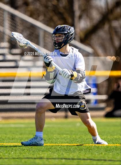 Thumbnail 3 in Centerville vs Bellbrook (Scrimmage) photogallery.