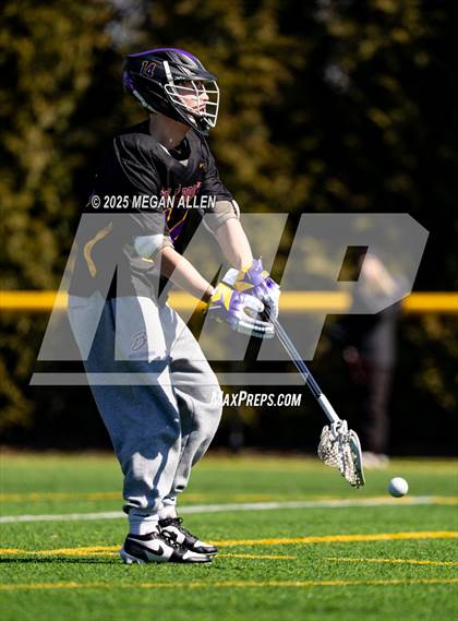 Thumbnail 1 in Centerville vs Bellbrook (Scrimmage) photogallery.