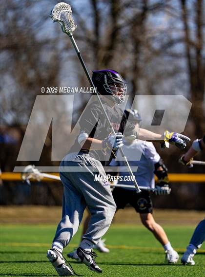 Thumbnail 2 in Centerville vs Bellbrook (Scrimmage) photogallery.