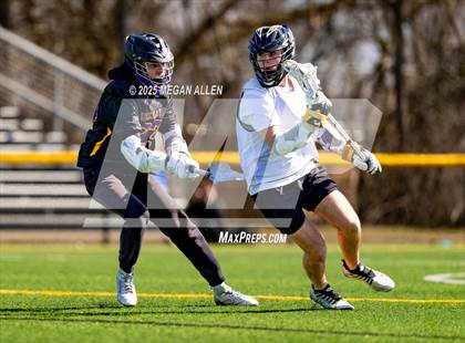 Thumbnail 2 in Centerville vs Bellbrook (Scrimmage) photogallery.