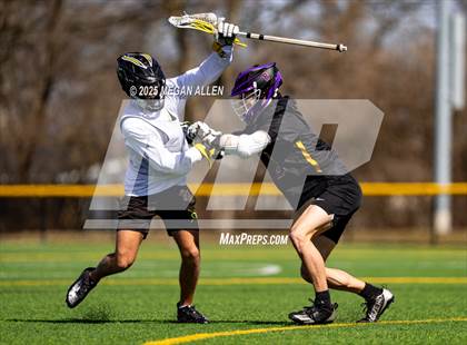 Thumbnail 1 in Centerville vs Bellbrook (Scrimmage) photogallery.