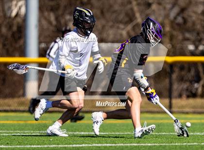 Thumbnail 1 in Centerville vs Bellbrook (Scrimmage) photogallery.