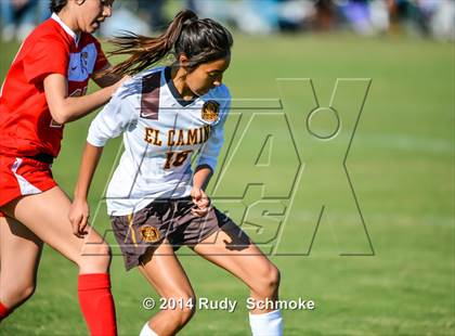 Thumbnail 2 in El Camino vs. Fallbrook photogallery.