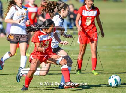 Thumbnail 2 in El Camino vs. Fallbrook photogallery.