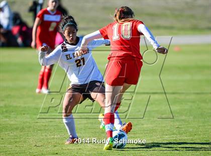 Thumbnail 2 in El Camino vs. Fallbrook photogallery.