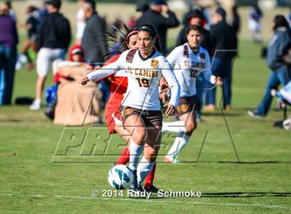 Thumbnail 3 in El Camino vs. Fallbrook photogallery.