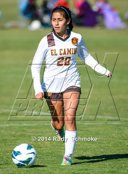 Thumbnail 1 in El Camino vs. Fallbrook photogallery.