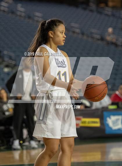 Thumbnail 1 in West Seattle vs. Snohomish (WIAA 3A 4th/6th Place) photogallery.