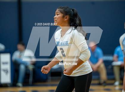 Thumbnail 3 in Gainesville @ Charles J. Colgan (VHSL Class 6B Regional Quarterfinal) photogallery.