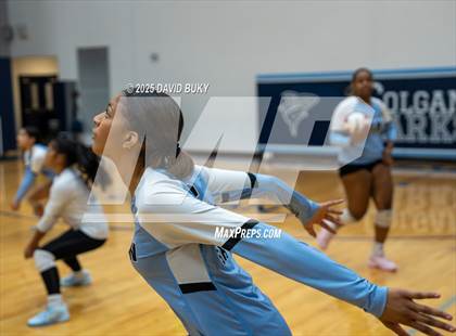 Thumbnail 2 in Gainesville @ Charles J. Colgan (VHSL Class 6B Regional Quarterfinal) photogallery.