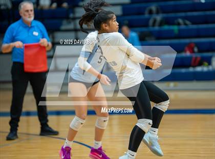 Thumbnail 3 in Gainesville @ Charles J. Colgan (VHSL Class 6B Regional Quarterfinal) photogallery.