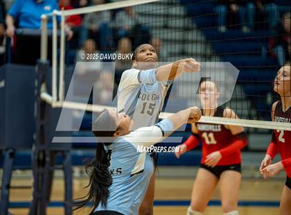 Thumbnail 2 in Gainesville @ Charles J. Colgan (VHSL Class 6B Regional Quarterfinal) photogallery.