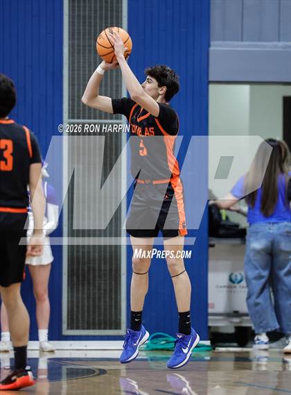 Thumbnail 3 in Douglas @ Carson photogallery.