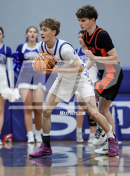 Thumbnail 2 in Douglas @ Carson photogallery.