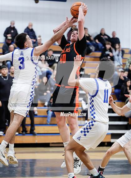 Thumbnail 1 in Douglas @ Carson photogallery.