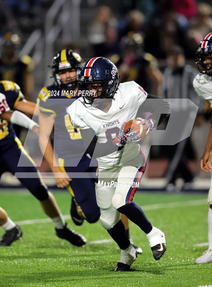 Thumbnail 2 in Summit Academy vs. Shenango photogallery.