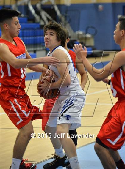 Thumbnail 3 in Sunnybrook Christian vs. St. Joseph photogallery.
