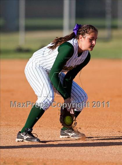 Thumbnail 2 in Montgomery vs Santa Fe (4A Region III Final - Game 1) photogallery.