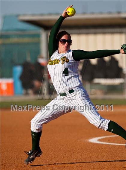 Thumbnail 3 in Montgomery vs Santa Fe (4A Region III Final - Game 1) photogallery.