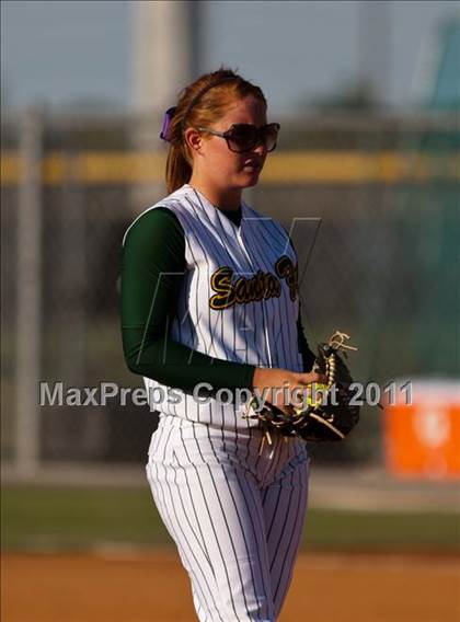 Thumbnail 3 in Montgomery vs Santa Fe (4A Region III Final - Game 1) photogallery.