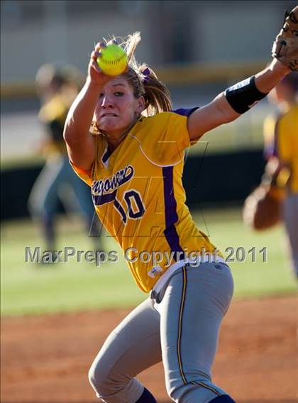 Thumbnail 3 in Montgomery vs Santa Fe (4A Region III Final - Game 1) photogallery.