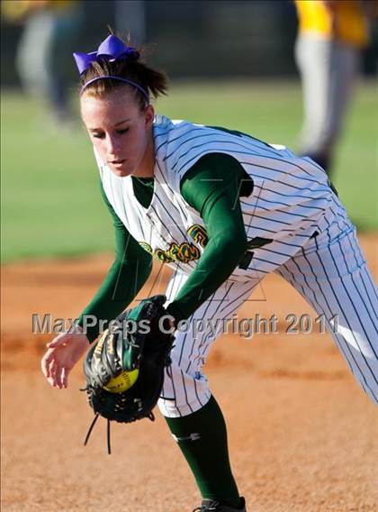 Thumbnail 1 in Montgomery vs Santa Fe (4A Region III Final - Game 1) photogallery.