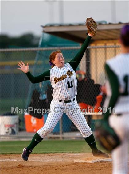 Thumbnail 3 in Montgomery vs Santa Fe (4A Region III Final - Game 1) photogallery.