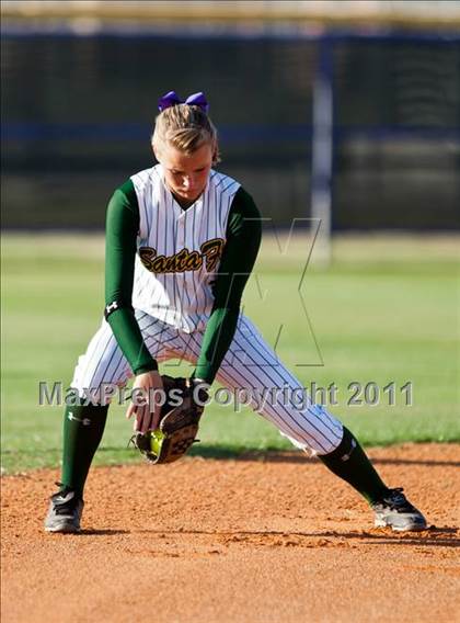Thumbnail 3 in Montgomery vs Santa Fe (4A Region III Final - Game 1) photogallery.