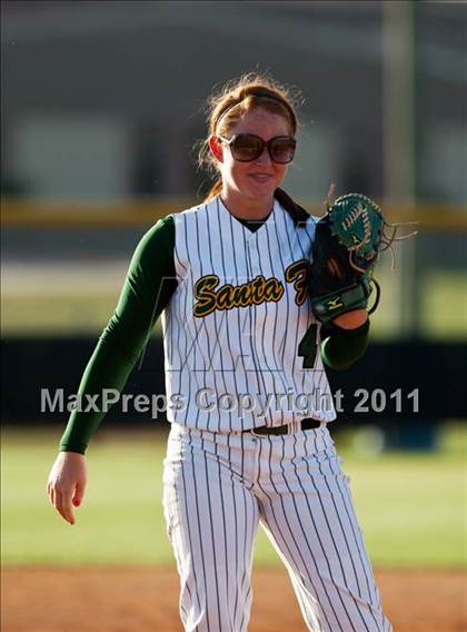 Thumbnail 2 in Montgomery vs Santa Fe (4A Region III Final - Game 1) photogallery.