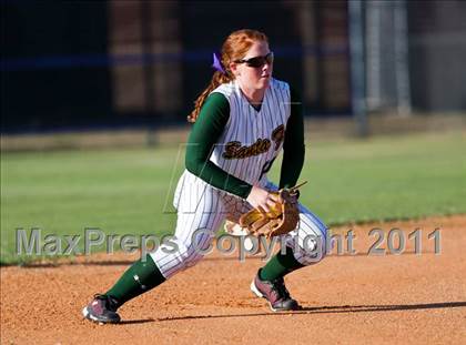 Thumbnail 3 in Montgomery vs Santa Fe (4A Region III Final - Game 1) photogallery.