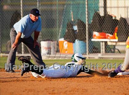 Thumbnail 1 in Montgomery vs Santa Fe (4A Region III Final - Game 1) photogallery.