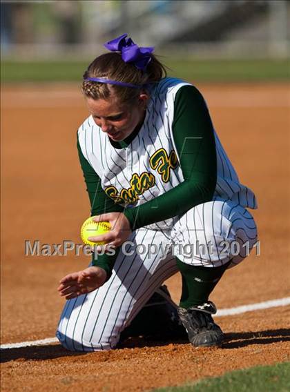 Thumbnail 1 in Montgomery vs Santa Fe (4A Region III Final - Game 1) photogallery.