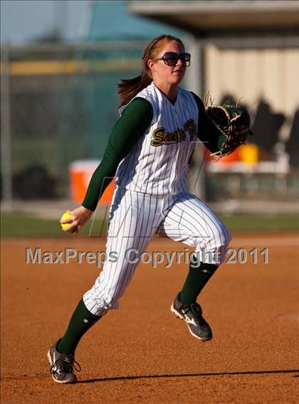 Thumbnail 1 in Montgomery vs Santa Fe (4A Region III Final - Game 1) photogallery.