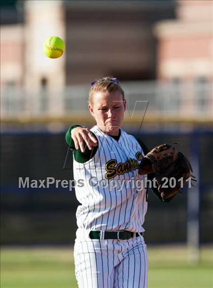 Thumbnail 1 in Montgomery vs Santa Fe (4A Region III Final - Game 1) photogallery.