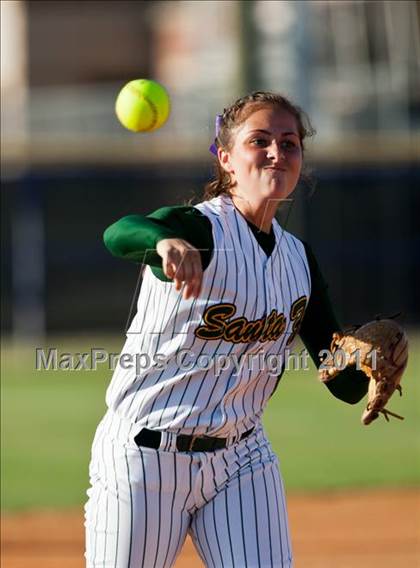 Thumbnail 1 in Montgomery vs Santa Fe (4A Region III Final - Game 1) photogallery.