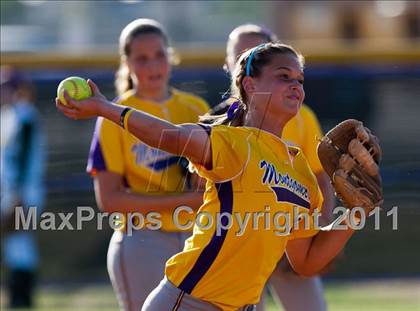 Thumbnail 3 in Montgomery vs Santa Fe (4A Region III Final - Game 1) photogallery.