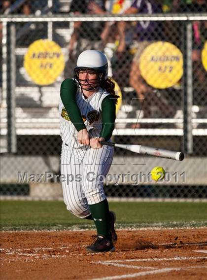 Thumbnail 1 in Montgomery vs Santa Fe (4A Region III Final - Game 1) photogallery.