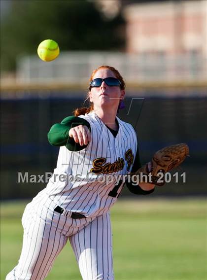 Thumbnail 1 in Montgomery vs Santa Fe (4A Region III Final - Game 1) photogallery.